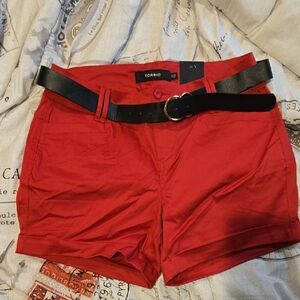 NW T Size 12Torrid High Waist Red Shorts with Black Belt